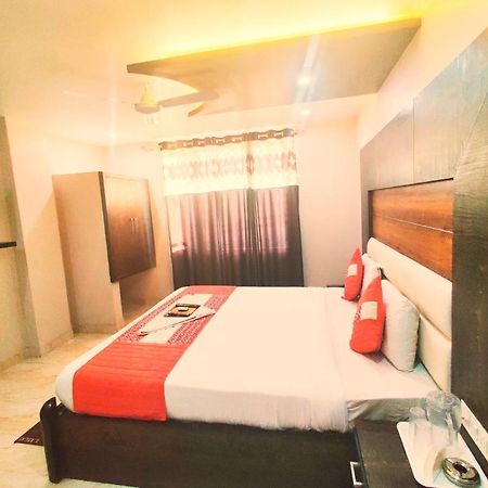 Hotel Amour By Rpi New Delhi Eksteriør billede
