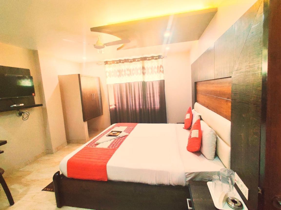 Hotel Amour By Rpi New Delhi Eksteriør billede