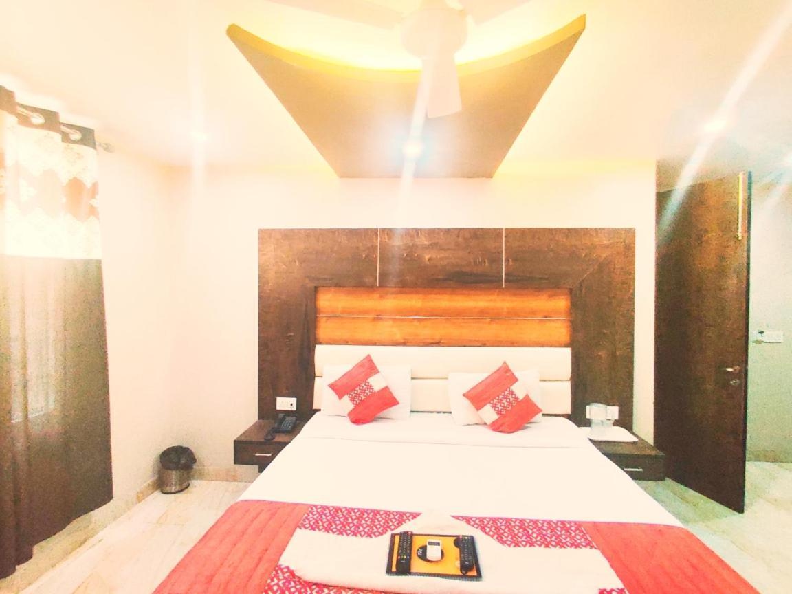 Hotel Amour By Rpi New Delhi Eksteriør billede
